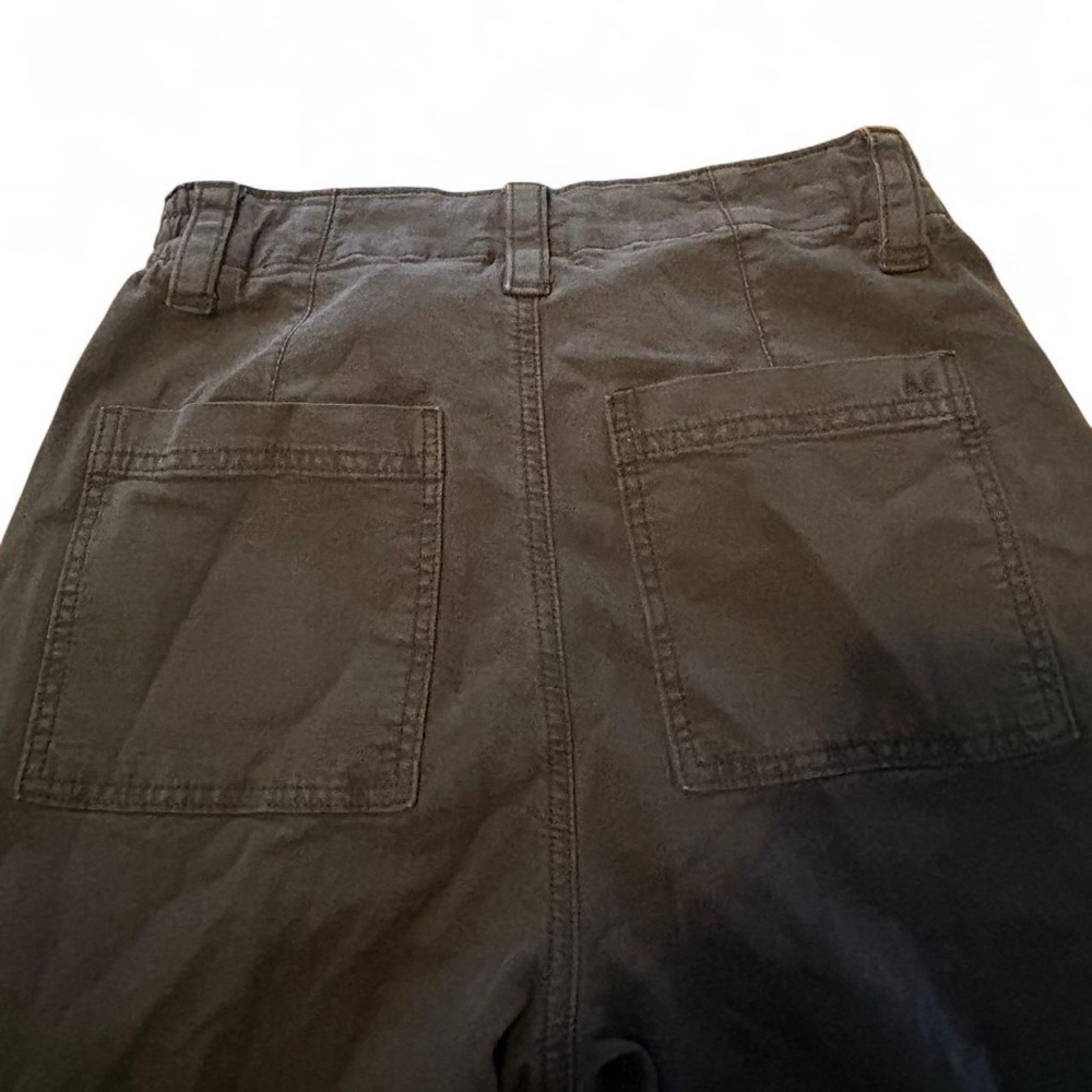 American Eagle Outfitters Black Cargo Pants - Picture 2 of 4